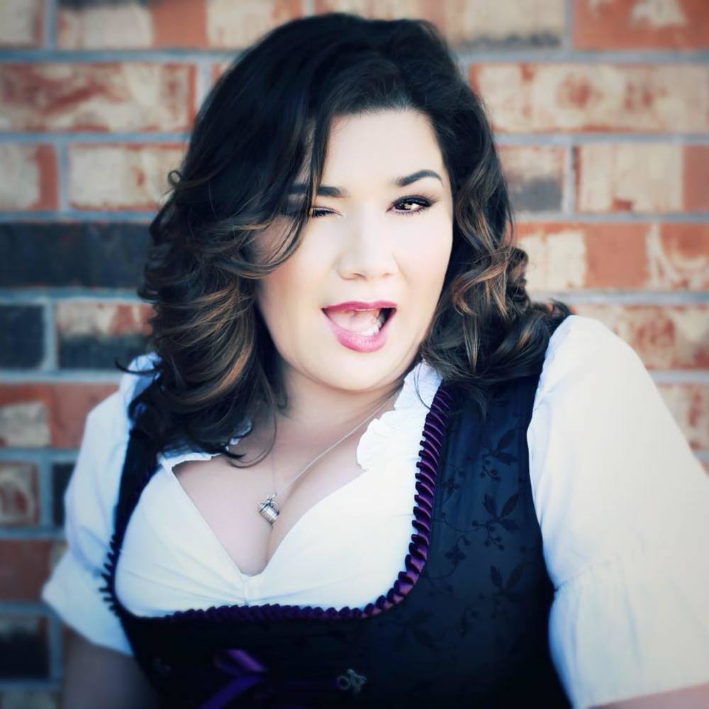 Meet your Posher, Alyssa